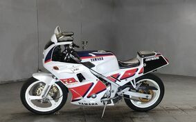 YAMAHA FZR250 2KR