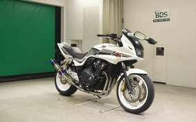 HONDA CB400 SUPER BOLDOR VTEC 2013 NC42