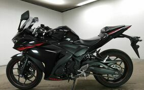 YAMAHA YZF-R25 RG10J