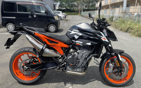 KTM 890 DUKE GP 2024 TU940