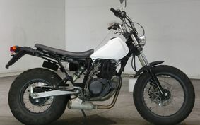 YAMAHA TW225 DG09J