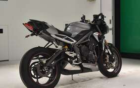 TRIUMPH STREET TRIPLE RS 2020