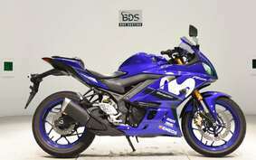 YAMAHA YZF-R25 RG10