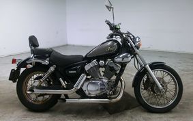 YAMAHA VIRAGO 250 3DM