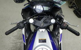 YAMAHA YZF-R25 A RG10J