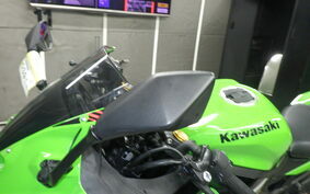 KAWASAKI ZX-25R ZX250E