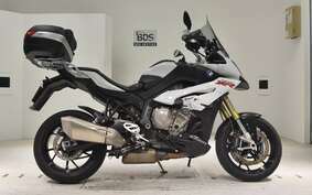 BMW S1000XR 2015