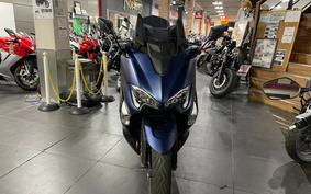 YAMAHA T-MAX 530 2018 SJ15J