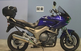 YAMAHA TDM900 2004 RN11