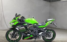 KAWASAKI ZX-25R ZX250E