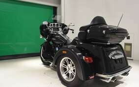 HARLEY FLHTCUTG TRIKE 2014