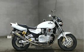 YAMAHA XJR1300 1998 RP01J