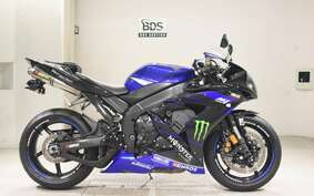 YAMAHA YZF-R1 2004