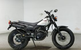 YAMAHA TW225 DG09J