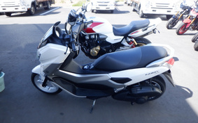 YAMAHA N-MAX155 ABS SG50J