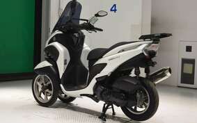 YAMAHA TRICITY 125