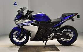 YAMAHA YZF-R25 RG10J