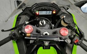 KAWASAKI ZX 10 NINJA R 2013 ZXT00J