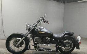 YAMAHA DRAGSTAR 250 VG02J