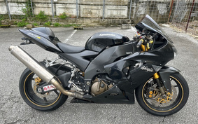 KAWASAKI NINJA ZX 10 R 2004 ZXT00C