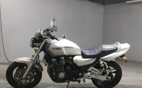 YAMAHA XJR1200 1995 4KG