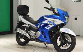 SUZUKI GSR250F GJ55D