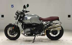 BMW R NINE T SCRAMBLER 2024