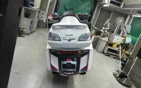 HONDA GL 1800 GOLD WING 2011 SC68