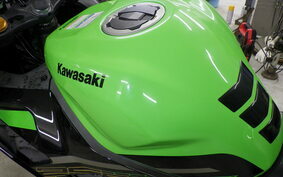 KAWASAKI ZX-25R ZX250E