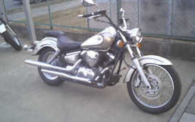 YAMAHA DRAGSTAR 250 2000 VG02J