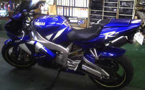 YAMAHA YZF-R1 1998 RN01