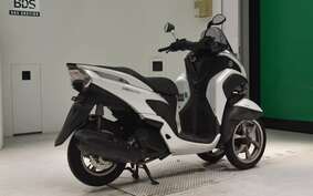 YAMAHA TRICITY 125