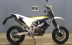 HUSQVARNA 701SM 2016 UST4