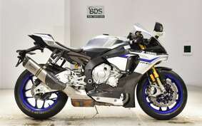 YAMAHA YZF-R1 M 2015 RN40