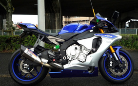 YAMAHA YZF-R1 2015 RN32