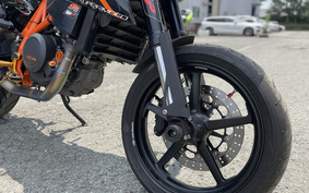 KTM 690 SUPERMOTO R 2009 10763