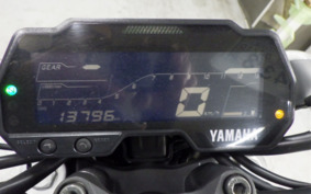 YAMAHA MT-15