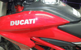 DUCATI HYPERMOTARD 820 2013