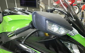 KAWASAKI ZX 10 NINJA R 2013