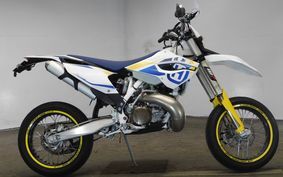 HUSQVARNA  TE250 UTA2