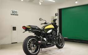 KAWASAKI Z900RS 2023 ZR900K