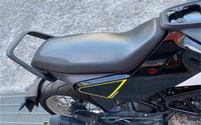 HUSQVARNA Svartpilen 401 2018