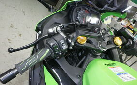 KAWASAKI ZX-25R ZX250E