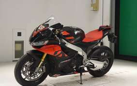 APRILIA RSV4 1100ファクト 2021