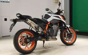 KTM 890 DUKE R 2020 TU940