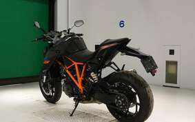 KTM 1290 SUPER DUKE R 2014