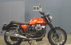 MOTO GUZZI V7 CLASSIC 2013 LWJ0