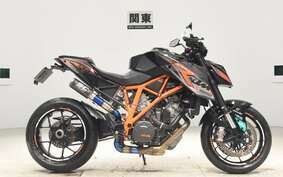 KTM 1290 SUPER DUKE R 2016 V3940