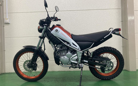 YAMAHA TRICKER DG32J