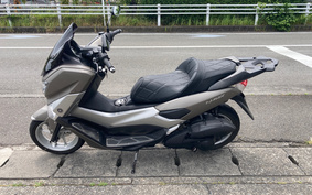 YAMAHA N-MAX SE86J